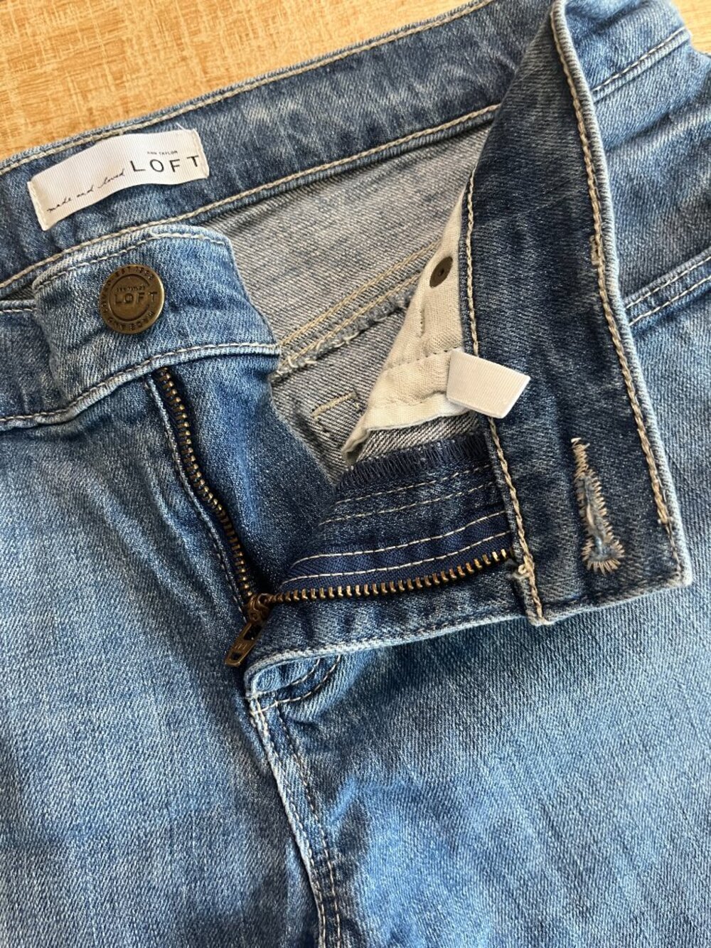 Womens Loft Denim Jean Shorts - 0/25 - Picture 4 of 6